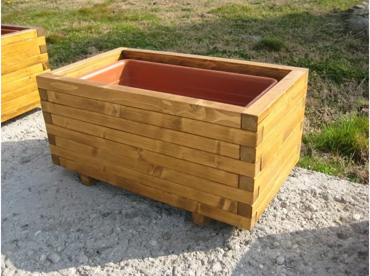 fioriera in legno