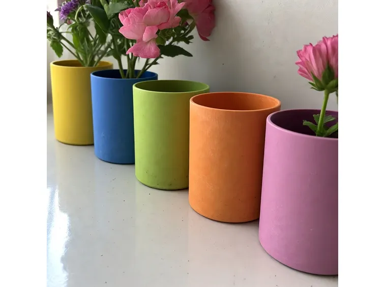 Vasi in plastica per fiori