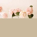 Un fascio di fiori in vaso di vetro