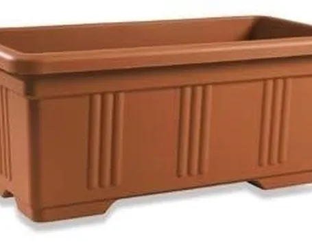 Alcune note sui vasi in plastica