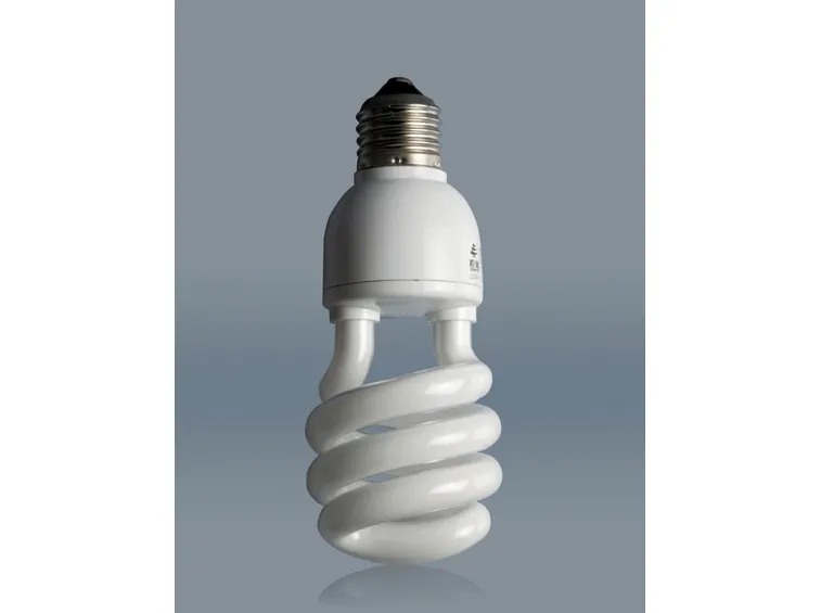 lampadina a risparmio energetico