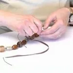 Come creare una collana di pietre dure parte 2