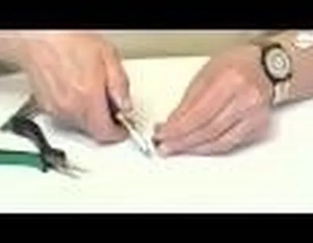 Come realizzare orecchini con perline parte 1