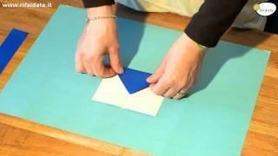 aereo di carta