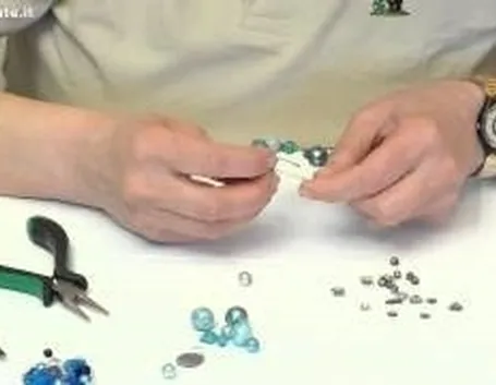 Braccialetti con perline fai da te