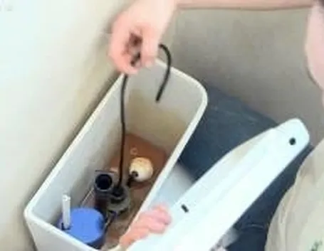 Come installare e mantenere una cassetta wc parte 1