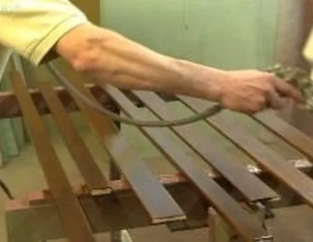 Lucidare il legno