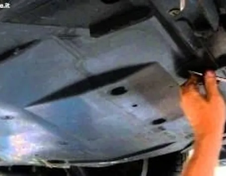 Cambio olio motore e filtro dell’olio