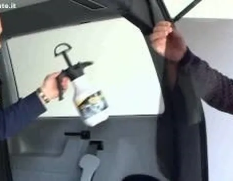 Installazione pellicole oscuranti per auto
