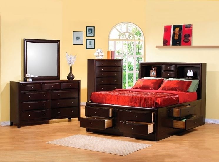 Letto contenitore in legno con cassetti