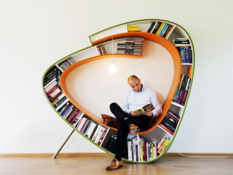 libreria moderna a spirale