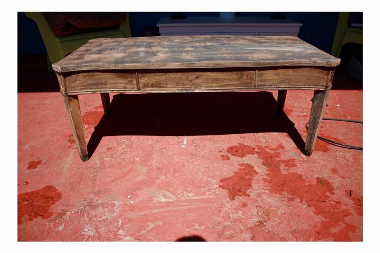 Come restaurare un tavolo restauro come rinnovare un vecchio tavolo Restaurare il legno