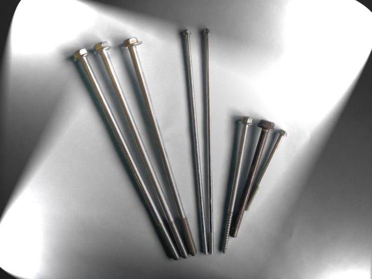 100 Viti A Testa Piatta In Acciaio Grado 8, 10-32 X 5/8, Ossido Nero, Fastenere