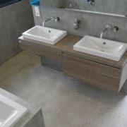 bagno con rivestimento in resina