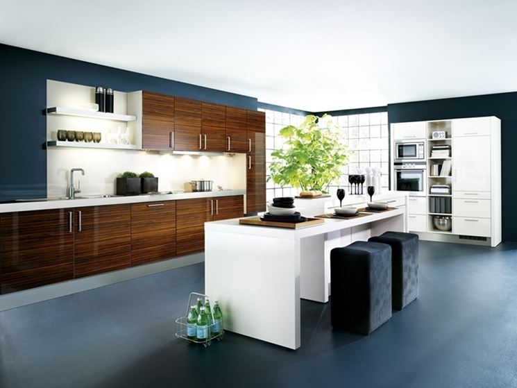 Come rinnovare la cucina in poche mosse cucina consigli per ... Come rinnovare una cucina in legno