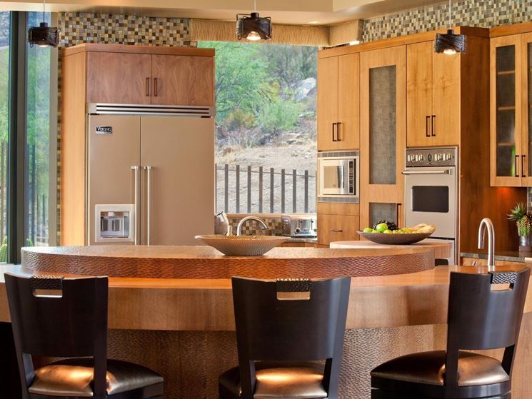 Come progettare una cucina in muratura. cucina con penisola curva ... Come progettare una cucina in muratura