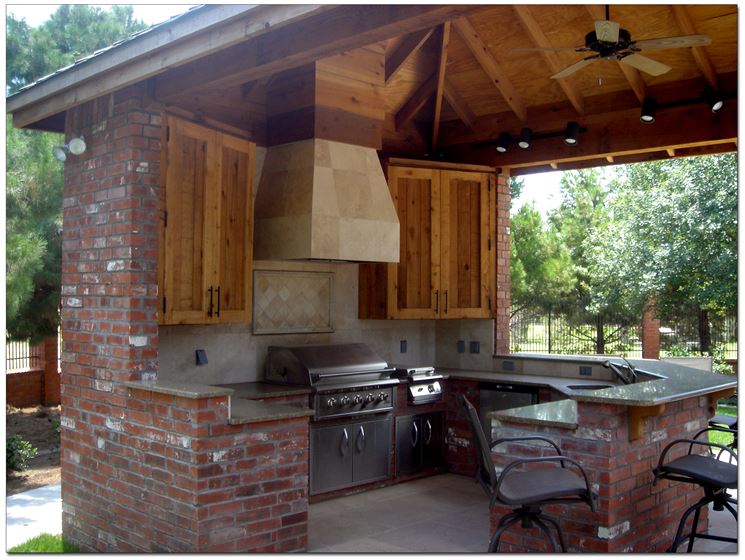 Cucine in muratura prefabbricate cucina caratteristiche delle ... Cucine in muratura per esterni