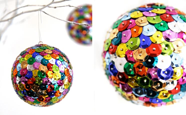 Palline Di Natale Ricoperte Di Stoffa.Realizzare Palle Di Natale Fai Da Te Decoupage Palline Di Natale