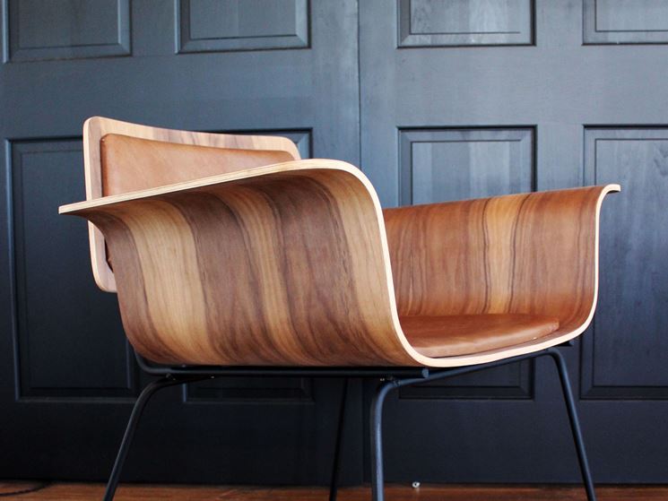sedia in legno curvato