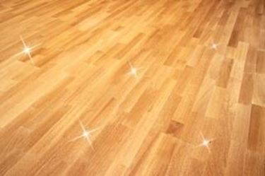 Lucidare il parquet pulizia Come si lucida il parquet