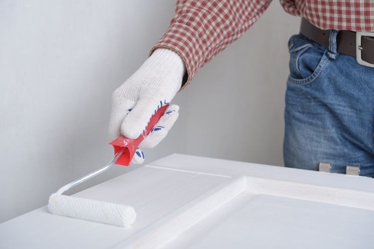 Come verniciare le porte verniciare verniciatura porte Dipingere porte vecchie
