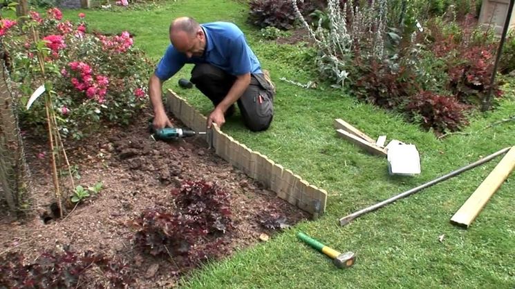 Bordure per aiuole giardinaggio come realizzare le bordure per ... Creare un aiuola