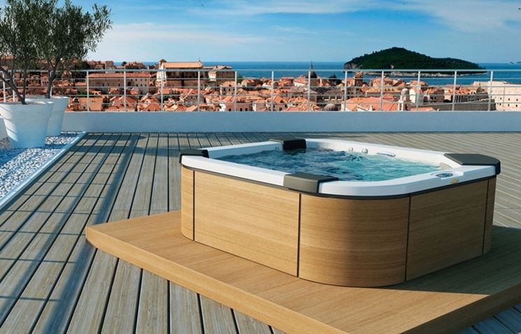 Vasche idromassaggio da esterno piscina fai da te ... Come costruire una vasca idromassaggio