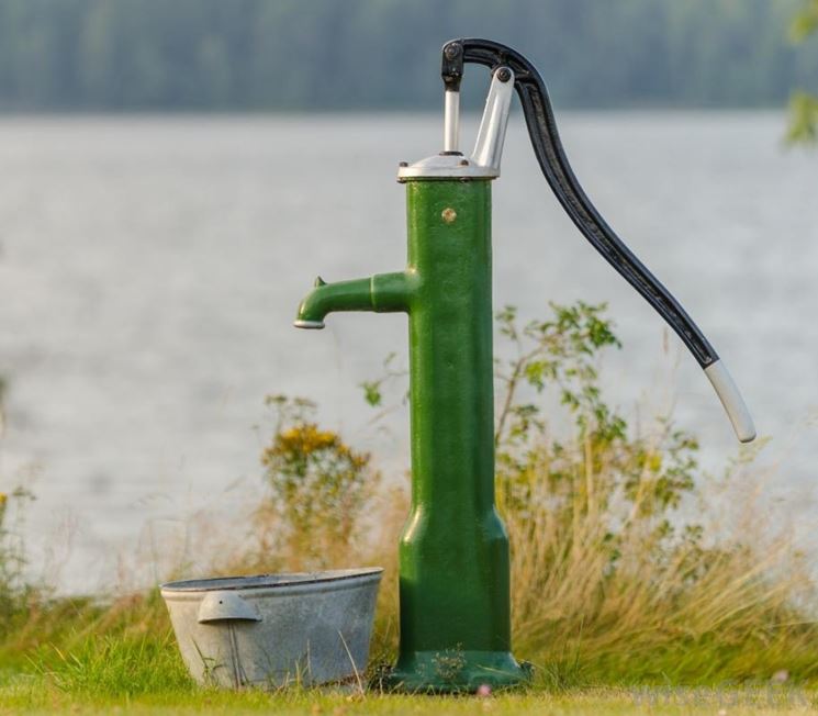 modello di pompa per l'acqua