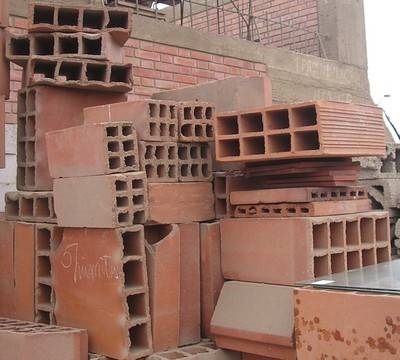 Mattoni forati materiali per edilizia Finti mattoni
