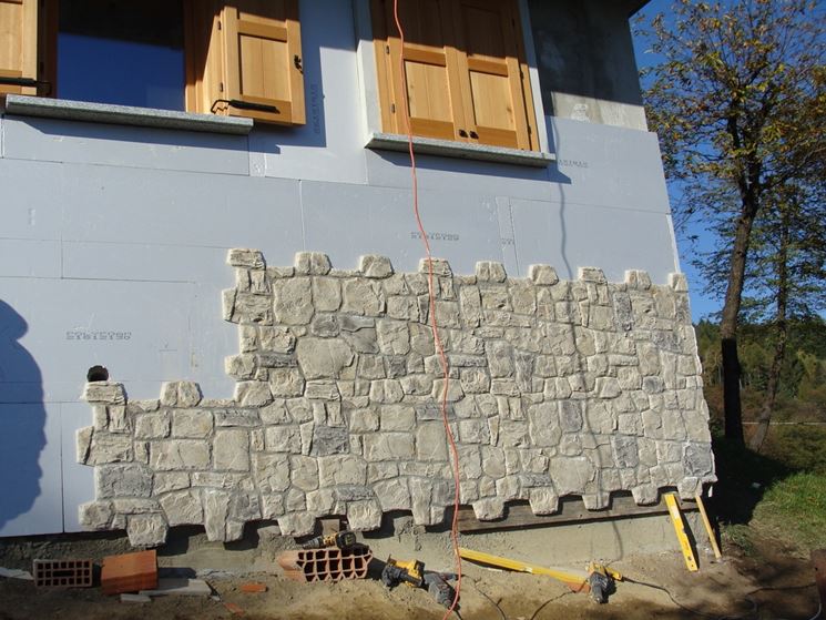 Pietre rivestimento materiali per edilizia rivestimento con le ... Rivestimento pareti esterne
