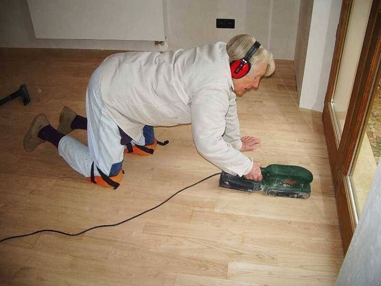 Lamatura parquet parquet Levigatura pavimenti in legno