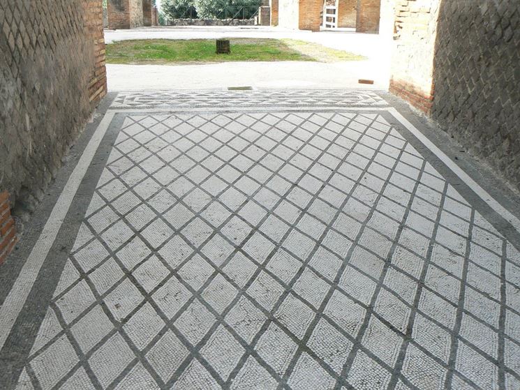 mosaico materiali