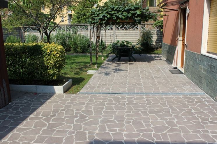 Pavimenti in porfido pavimento per esterni caratteristiche dei ... Costo pavimentazione esterna