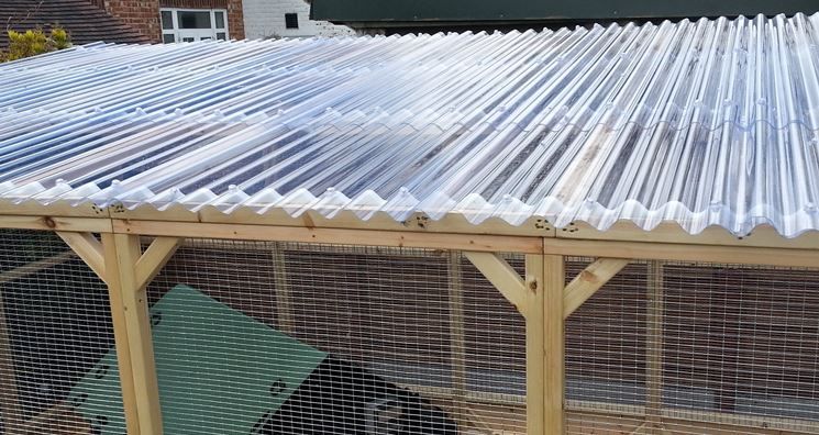 Coperture tetto: coperture in pvc copertura tetto ... Coperture in pvc trasparente per tettoie