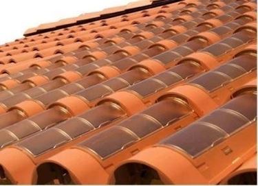 Negli anni l'offerta di tegole fotovoltaiche si  ampliata moltissimo