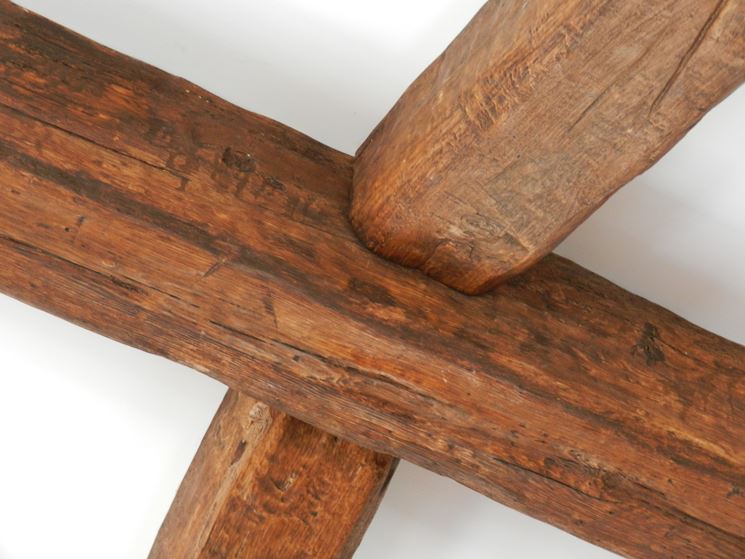 Travi in poliuretano travi caratteristiche delle travi in ... Verniciare travi in legno