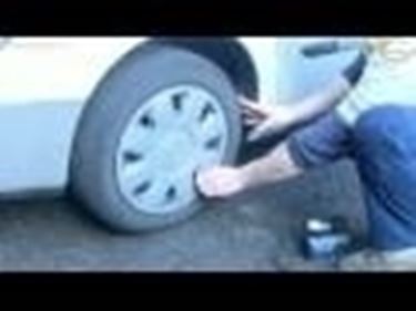 Regolare la pressione gomme auto tutorial